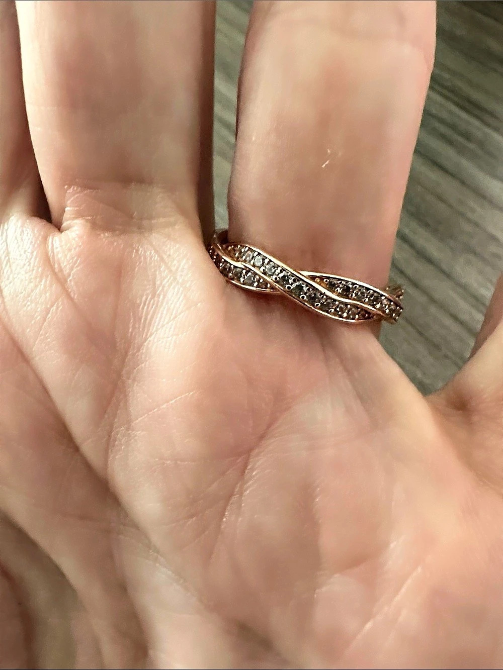 Pandora Sparkling Twisted Lines Ring Intertwined Crystal Ring in Rose Gold